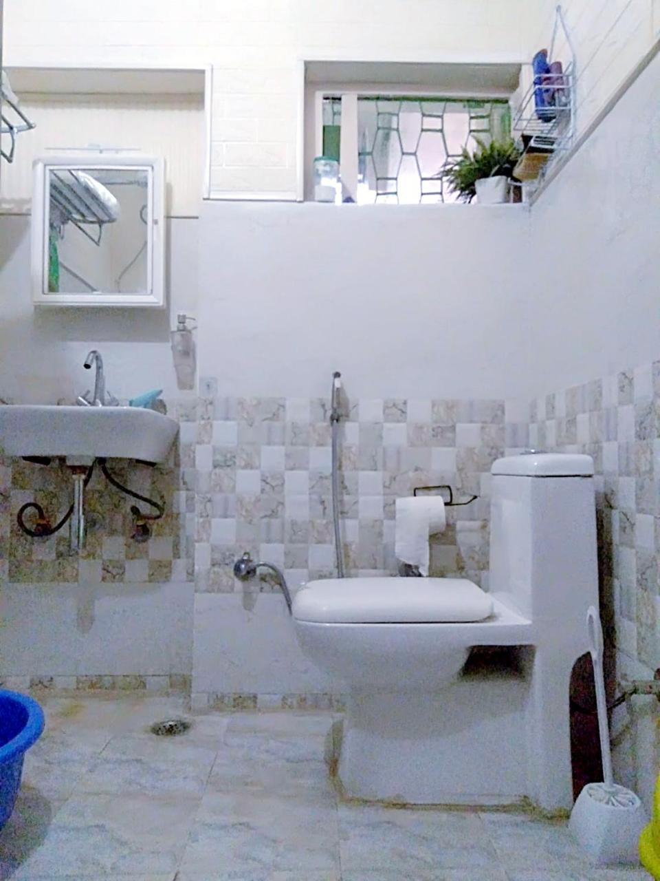 Homestay Men-only Cozycorner Lucknow
