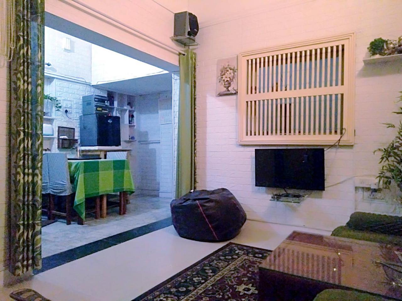Men-only Cozycorner Homestay *